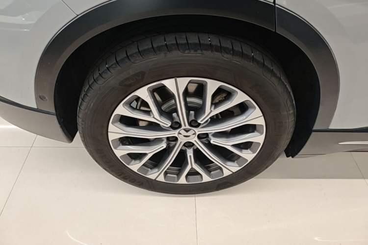 Used Nio ES6 2023 75 kWh Exterior 5
