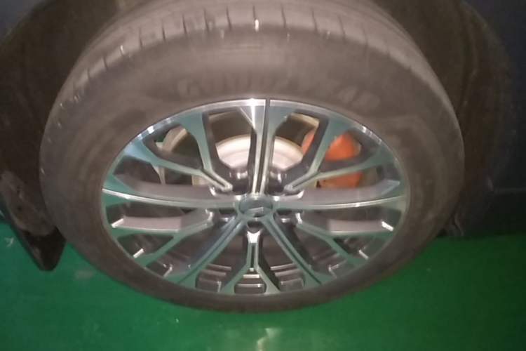 Used Nio ES6 2023 75 kWh Exterior 5