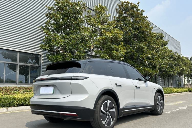 Used Nio ES6 2023 75 kWh Exterior 7