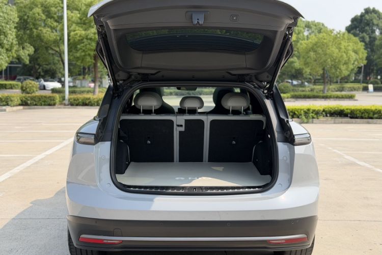Used Nio ES6 2023 75 kWh Exterior 7