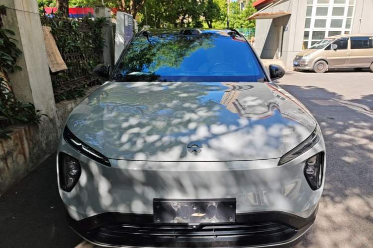Used Nio ES6 2023 75 kWh Front