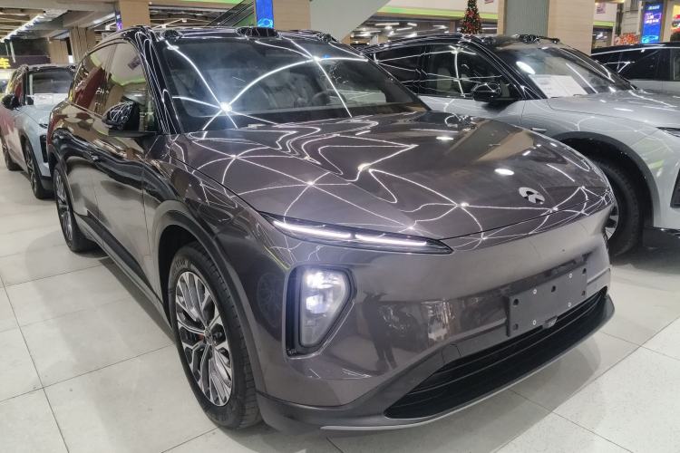 Used Nio ES6 2023 75 kWh Front Right 45 Deg