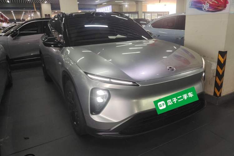 Used Nio ES6 2023 75 kWh Front Right 45 Deg