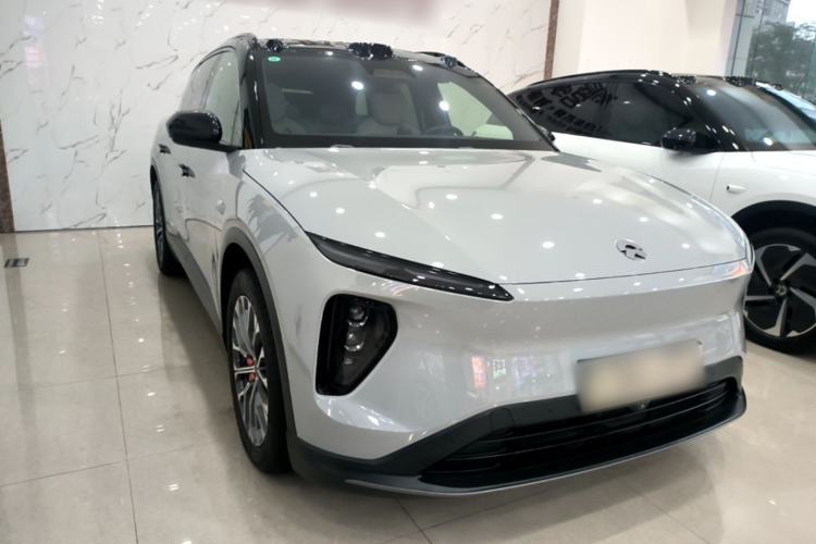 Used Nio ES6 2023 75 kWh Front Right 45 Deg