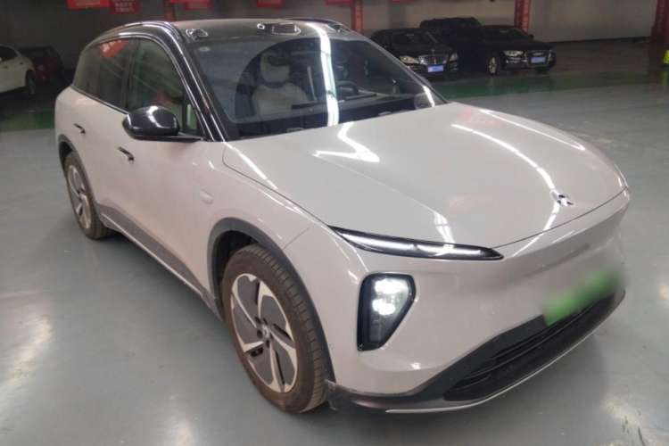 Used Nio ES6 2023 75 kWh Front Right 45 Deg