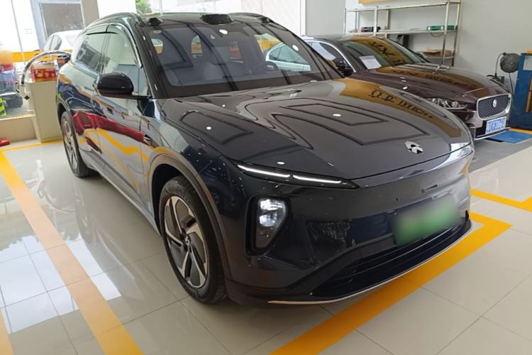 Used Nio ES6 2023 75 kWh Front Right 45 Deg