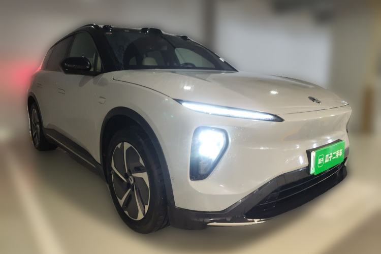 Used Nio ES6 2023 75 kWh Front Right 45 Deg