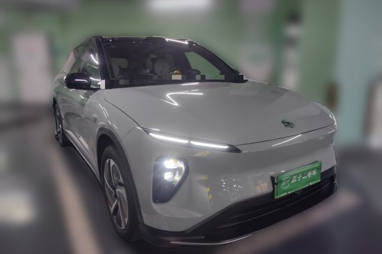 Used Nio ES6 2023 75 kWh Front Right 45 Deg