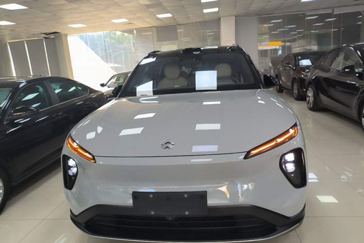 Used Nio ES6 2023 75 kWh Front