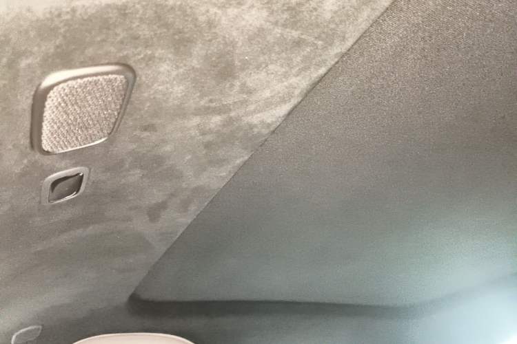 Used Nio ES6 2023 75 kWh Headliner