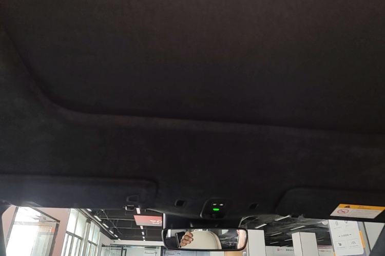 Used Nio ES6 2023 75 kWh Headliner