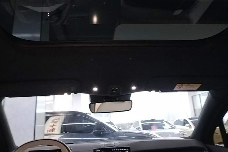Used Nio ES6 2023 75 kWh Headliner