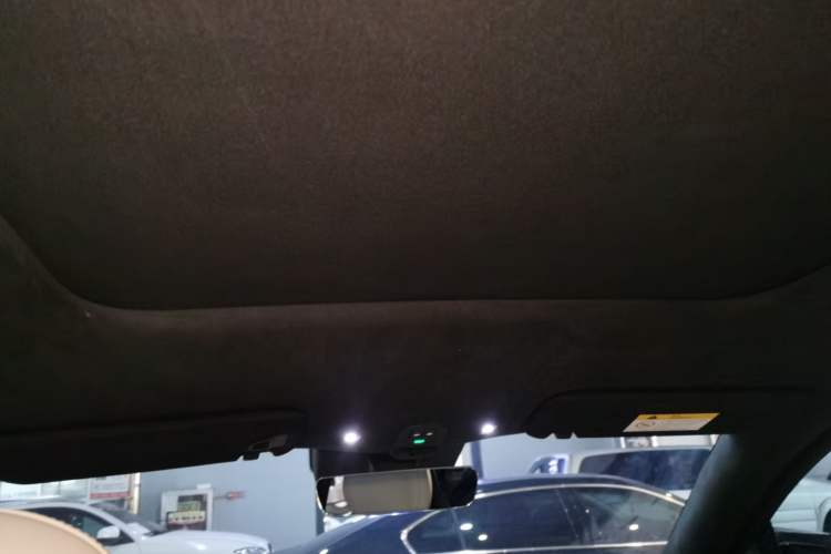 Used Nio ES6 2023 75 kWh Headliner