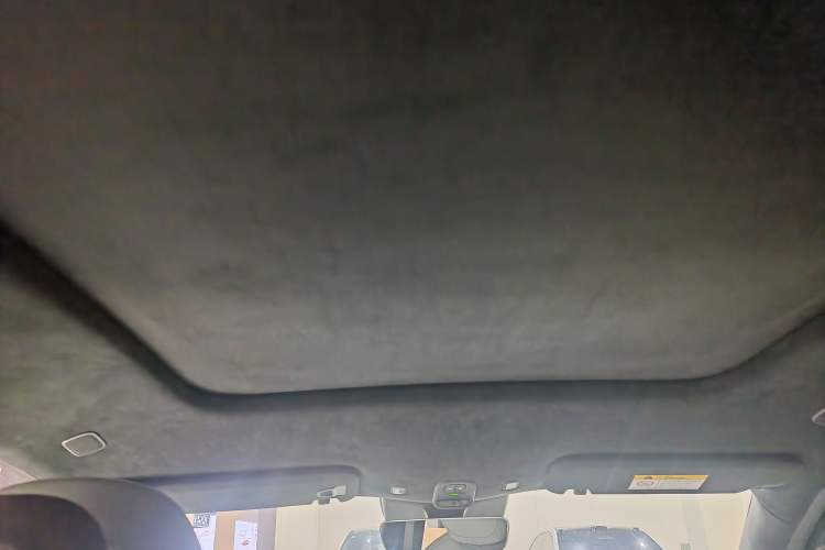 Used Nio ES6 2023 75 kWh Headliner
