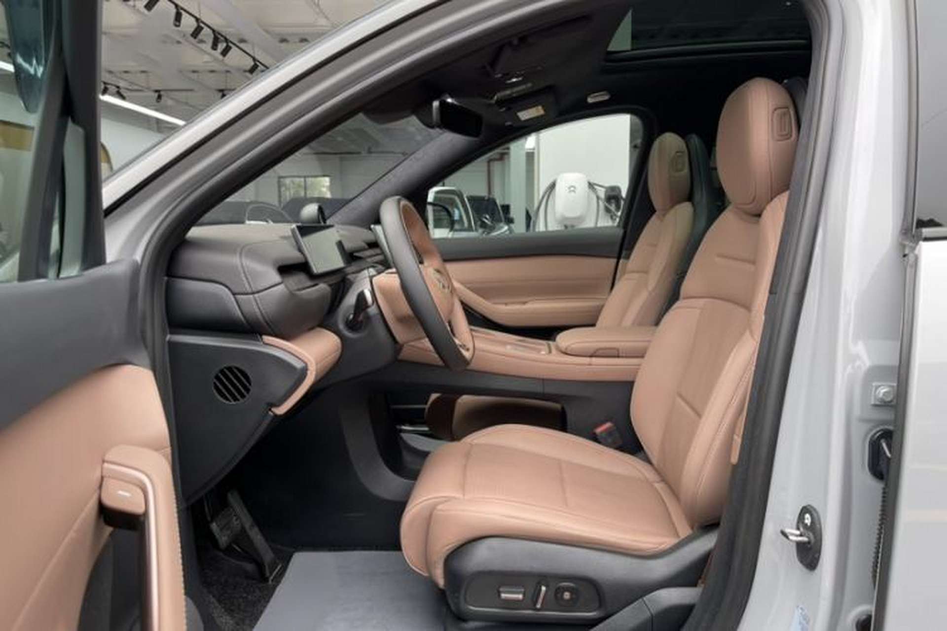 Used Nio ES6 2023 75 kWh Interior 1