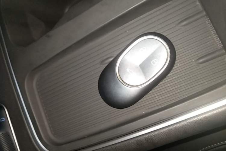 Used Nio ES6 2023 75 kWh Interior 1