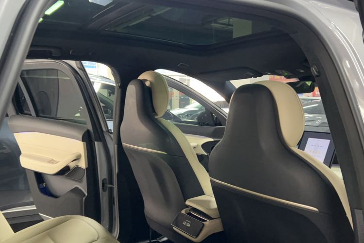 Used Nio ES6 2023 75 kWh Interior 3
