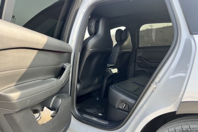 Used Nio ES6 2023 75 kWh Interior 3