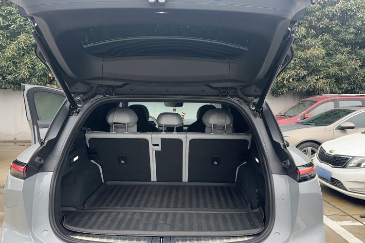 Used Nio ES6 2023 75 kWh Interior 5