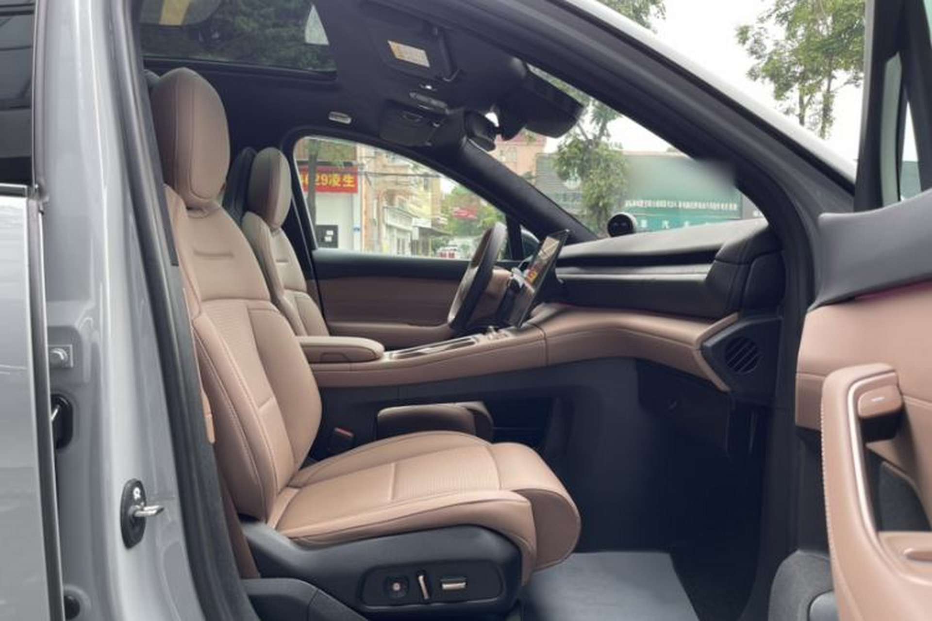 Used Nio ES6 2023 75 kWh Interior 7