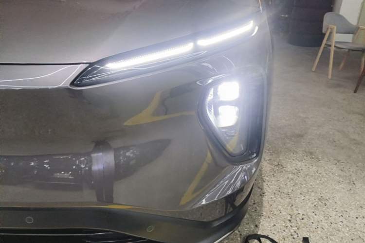 Used Nio ES6 2023 100kWh Left Front Headlight