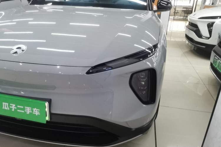 Used Nio ES6 2023 75 kWh Left Front Headlight