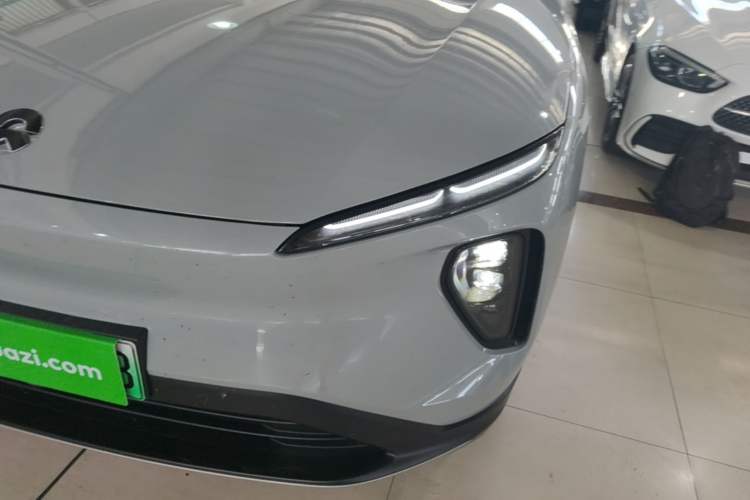 Used Nio ES6 2023 75 kWh Left Front Headlight