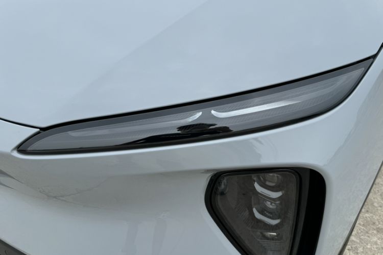 Used Nio ES6 2023 75 kWh Left Front Headlight