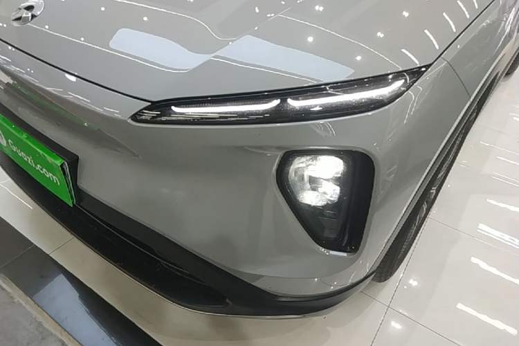 Used Nio ES6 2023 75 kWh Left Front Headlight