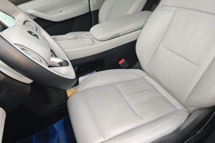 Used Nio ES6 2023 75 kWh Left Front Seat