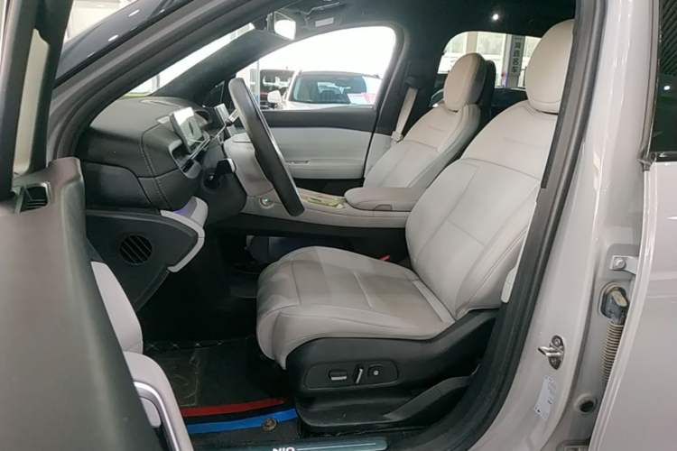 Used Nio ES6 2023 75 kWh Left Front Seat