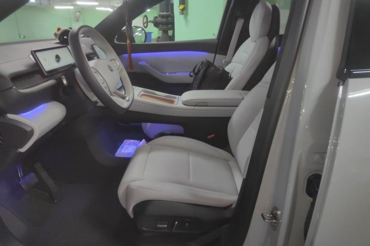 Used Nio ES6 2023 75 kWh Left Front Seat