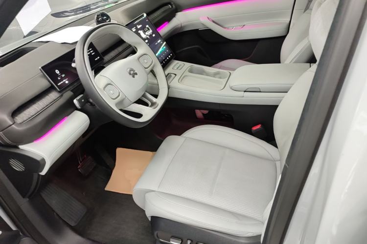 Used Nio ES6 2023 75 kWh Left Front Seat