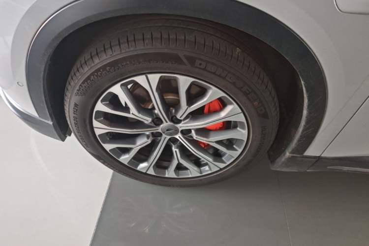 Used Nio ES6 2023 75 kWh Left Front Wheel Hub