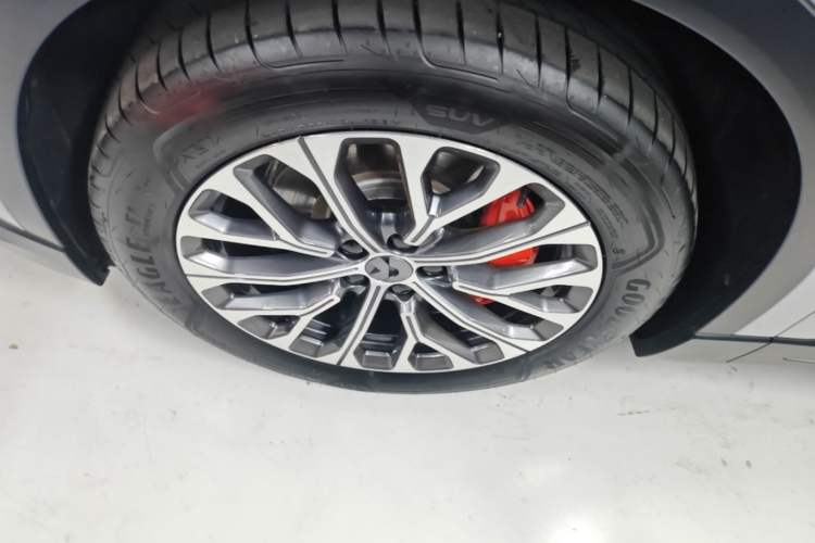 Used Nio ES6 2023 75 kWh Left Front Wheel Hub