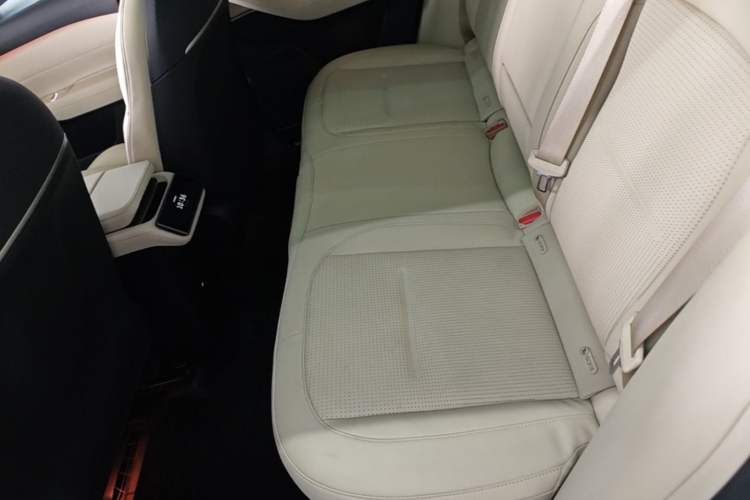 Used Nio ES6 2023 75 kWh Left Rear Seat