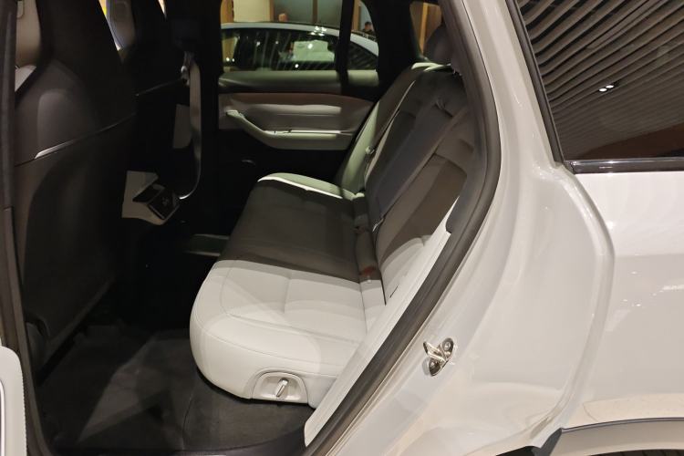 Used Nio ES6 2023 75 kWh Left Rear Seat