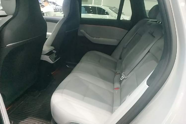 Used Nio ES6 2023 75 kWh Left Rear Seat