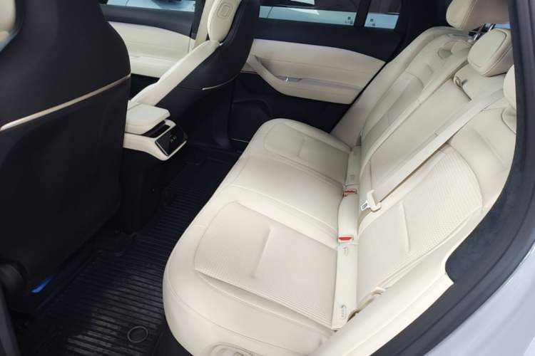 Used Nio ES6 2023 75 kWh Left Rear Seat