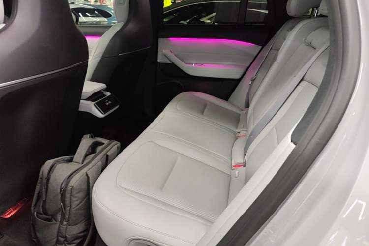 Used Nio ES6 2023 75 kWh Left Rear Seat