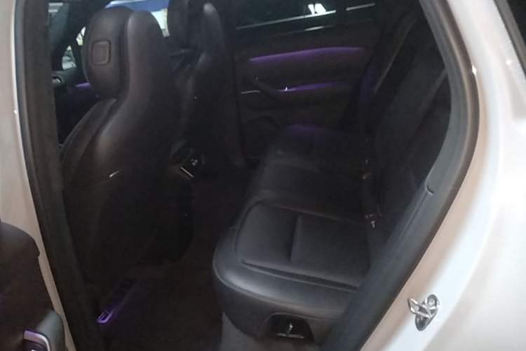 Used Nio ES6 2023 75 kWh Left Rear Seat