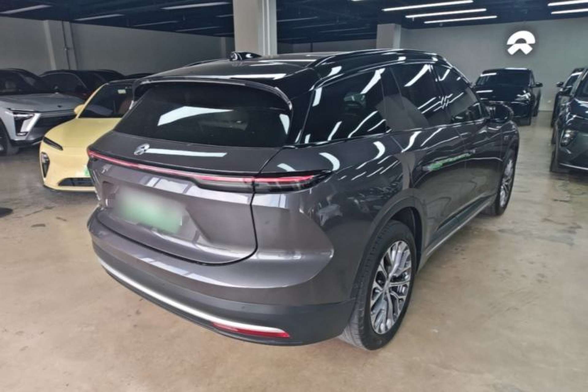 Used Nio ES6 2023 75 kWh Rear Right 45 Deg