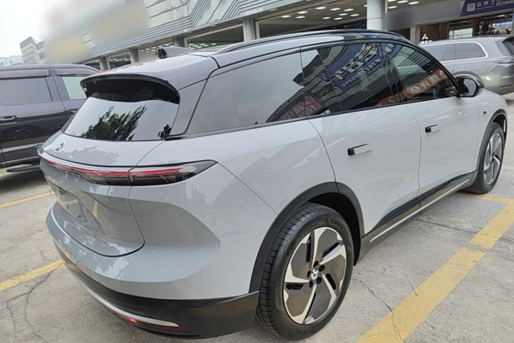 Used Nio ES6 2023 75 kWh Rear Right 45 Deg