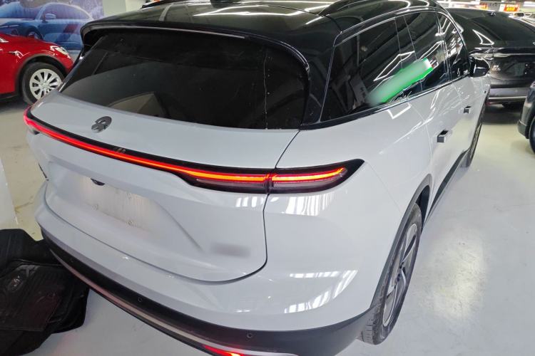 Used Nio ES6 2023 75 kWh Rear Right 45 Deg