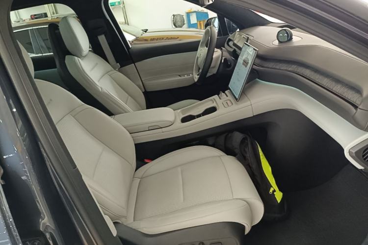 Used Nio ES6 2023 75 kWh Right Front Seat
