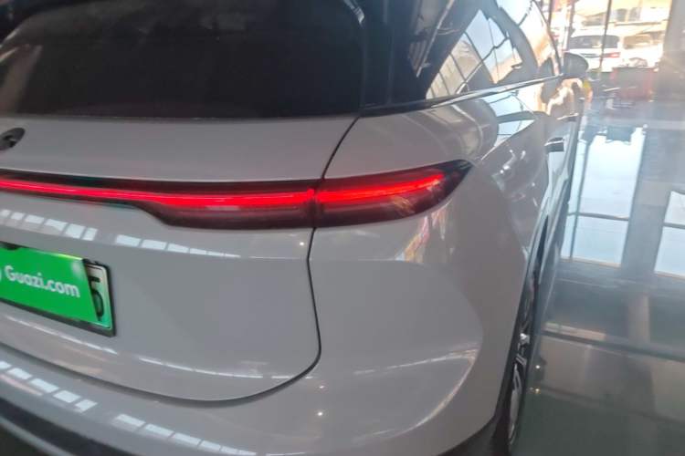 Used Nio ES6 2023 75 kWh Right Rear Taillight
