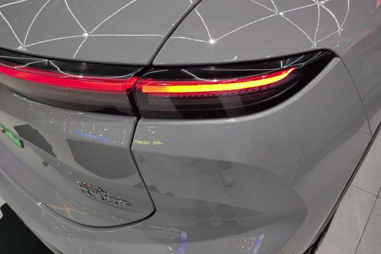 Used Nio ES6 2023 75 kWh Right Rear Taillight
