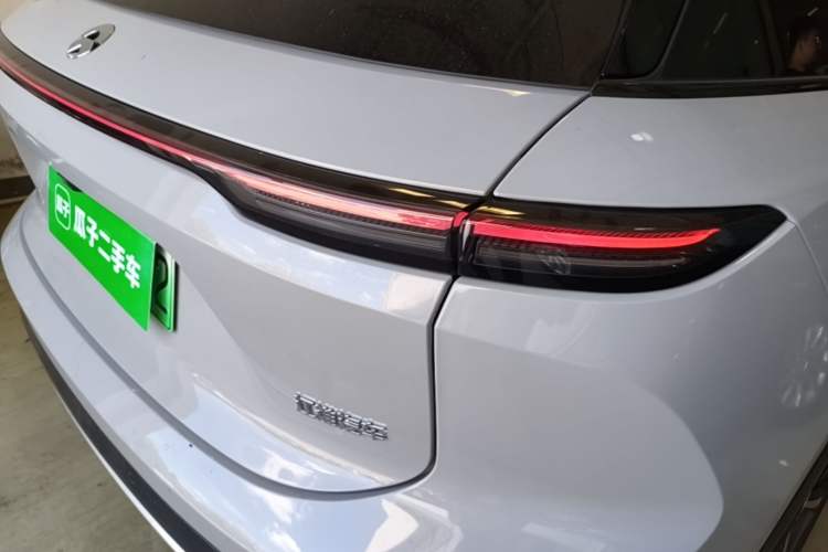 Used Nio ES6 2023 75 kWh Right Rear Taillight
