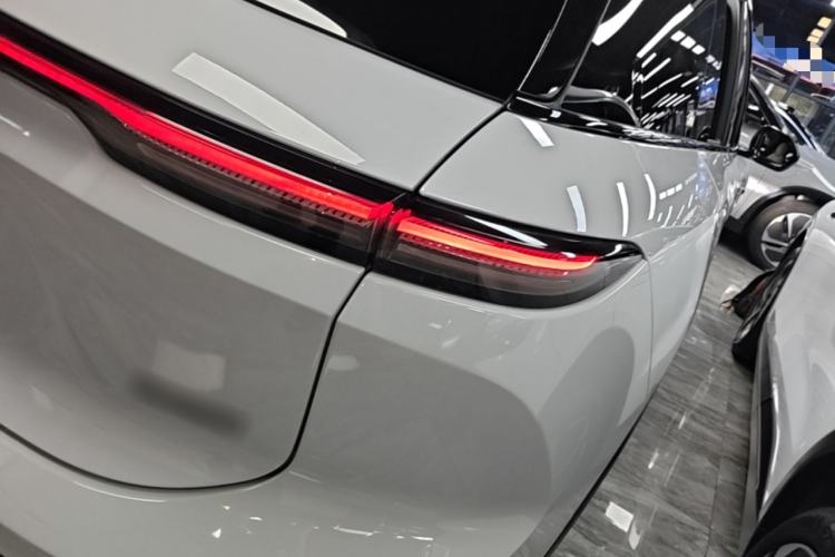 Used Nio ES6 2023 75 kWh Right Rear Taillight