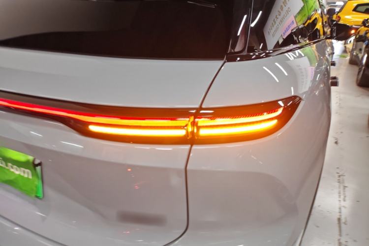Used Nio ES6 2023 75 kWh Right Rear Taillight